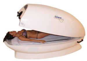 femme dans une capsule de gym métabolique passive gmp